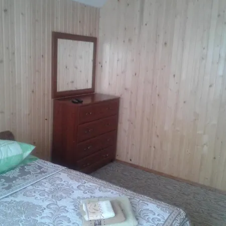 Еко Садиба Крокус Lodge Yablunytsya